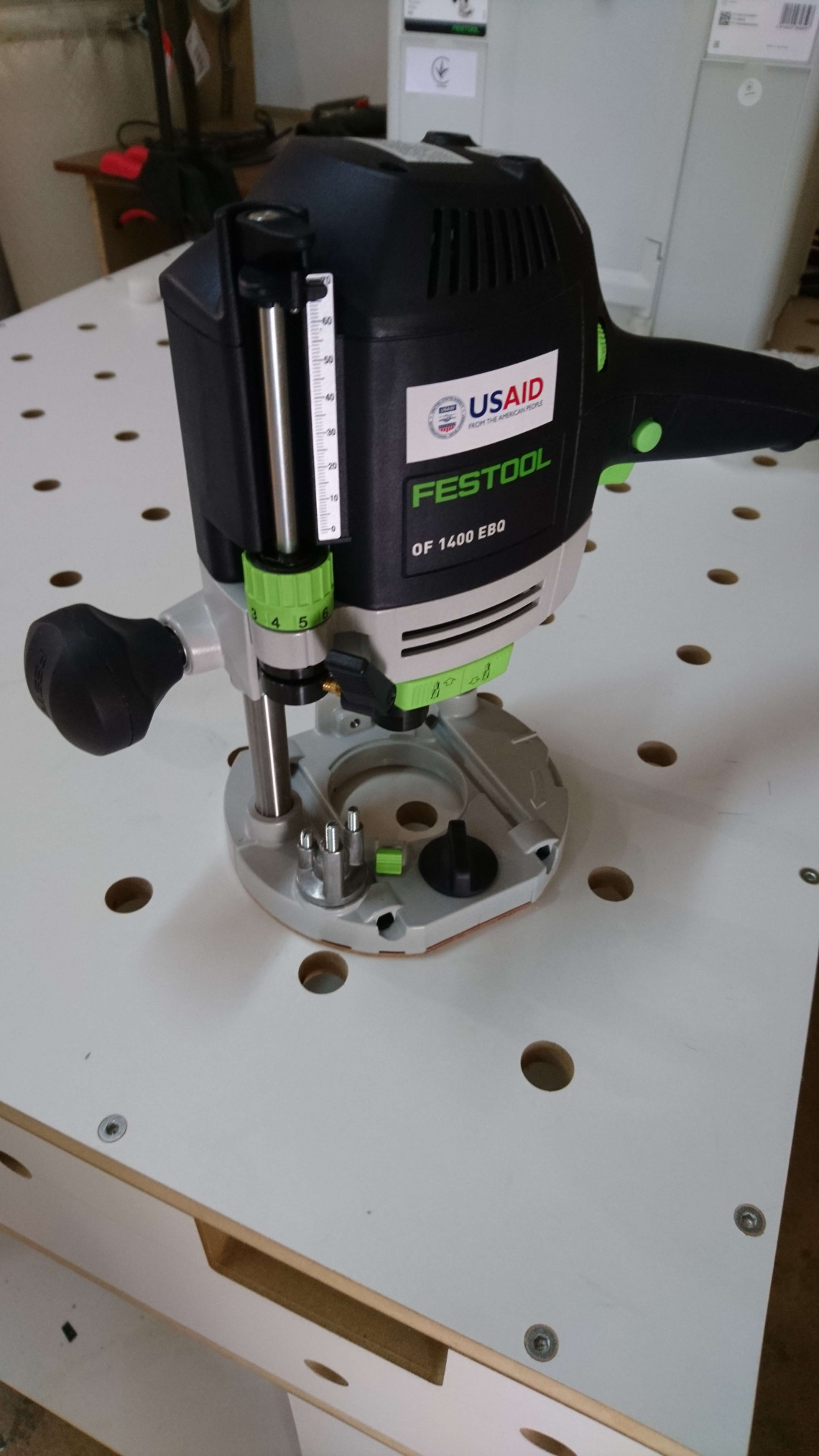 Фрезер вертикальный OF 1400 EBQ-Plus Festool